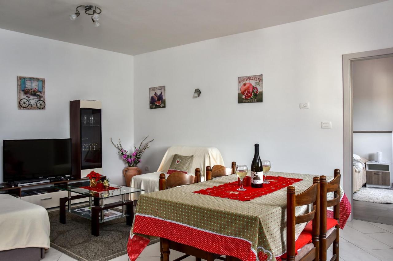 Apartman Koraca Roč 외부 사진